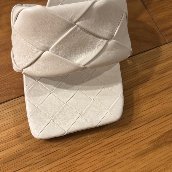 White Quilted Square Toe Women's Heels - Picture 5 of 6